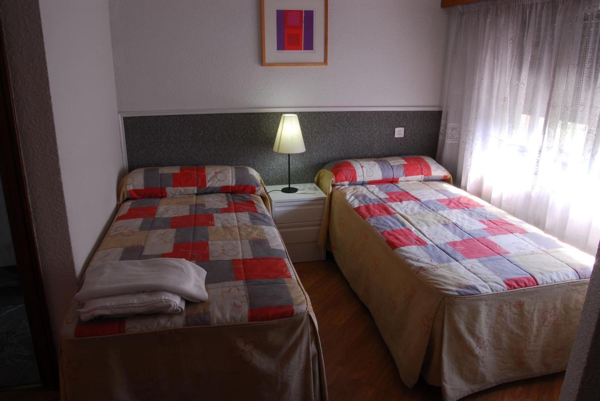 Apartamentos Goya 75 Madrid Exterior foto